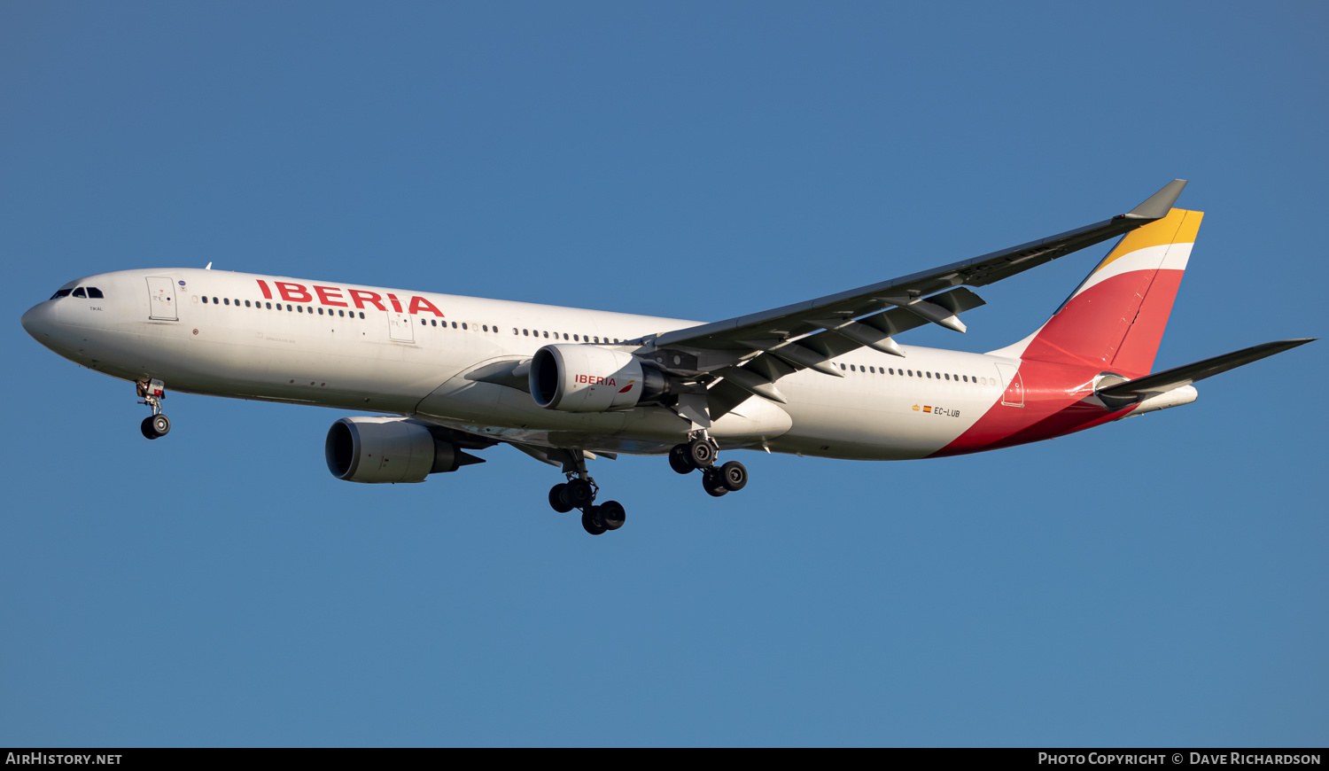 Aircraft Photo of EC-LUB | Airbus A330-302 | Iberia | AirHistory.net #505117