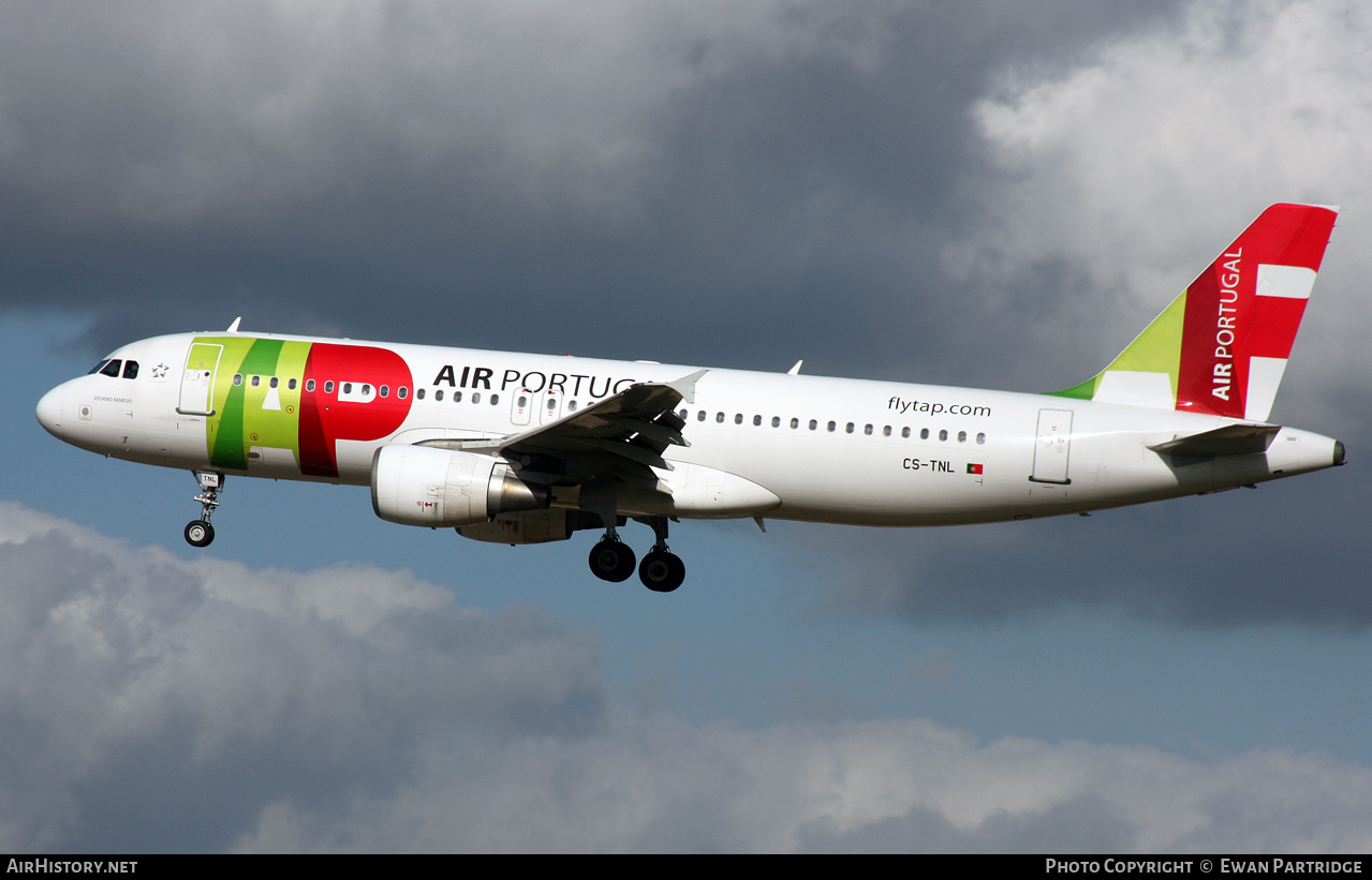 Aircraft Photo of CS-TNL | Airbus A320-214 | TAP Air Portugal | AirHistory.net #505180