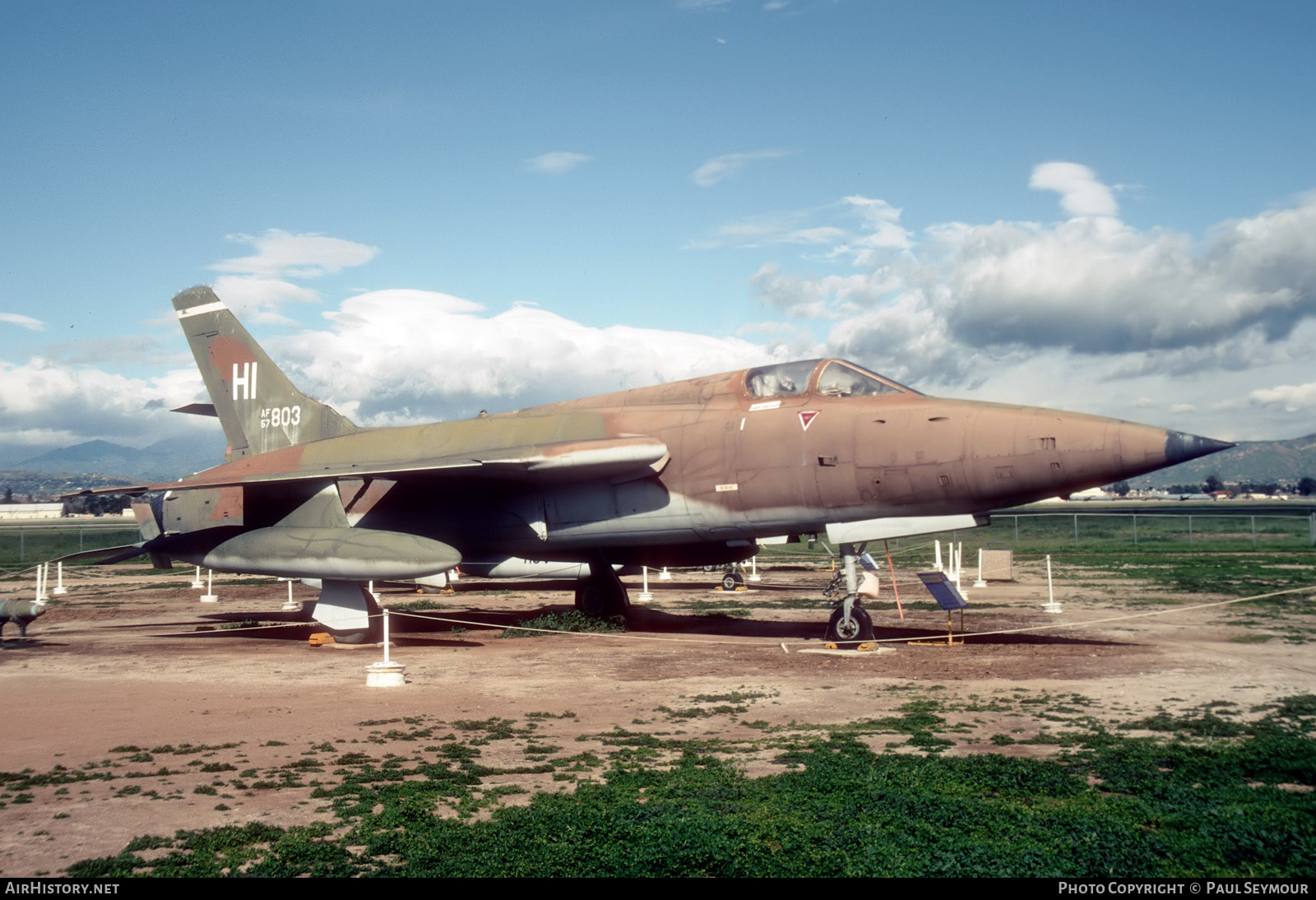 Aircraft Photo of 57-5803 / AF57-803 | Republic F-105B Thunderchief | USA - Air Force | AirHistory.net #505191