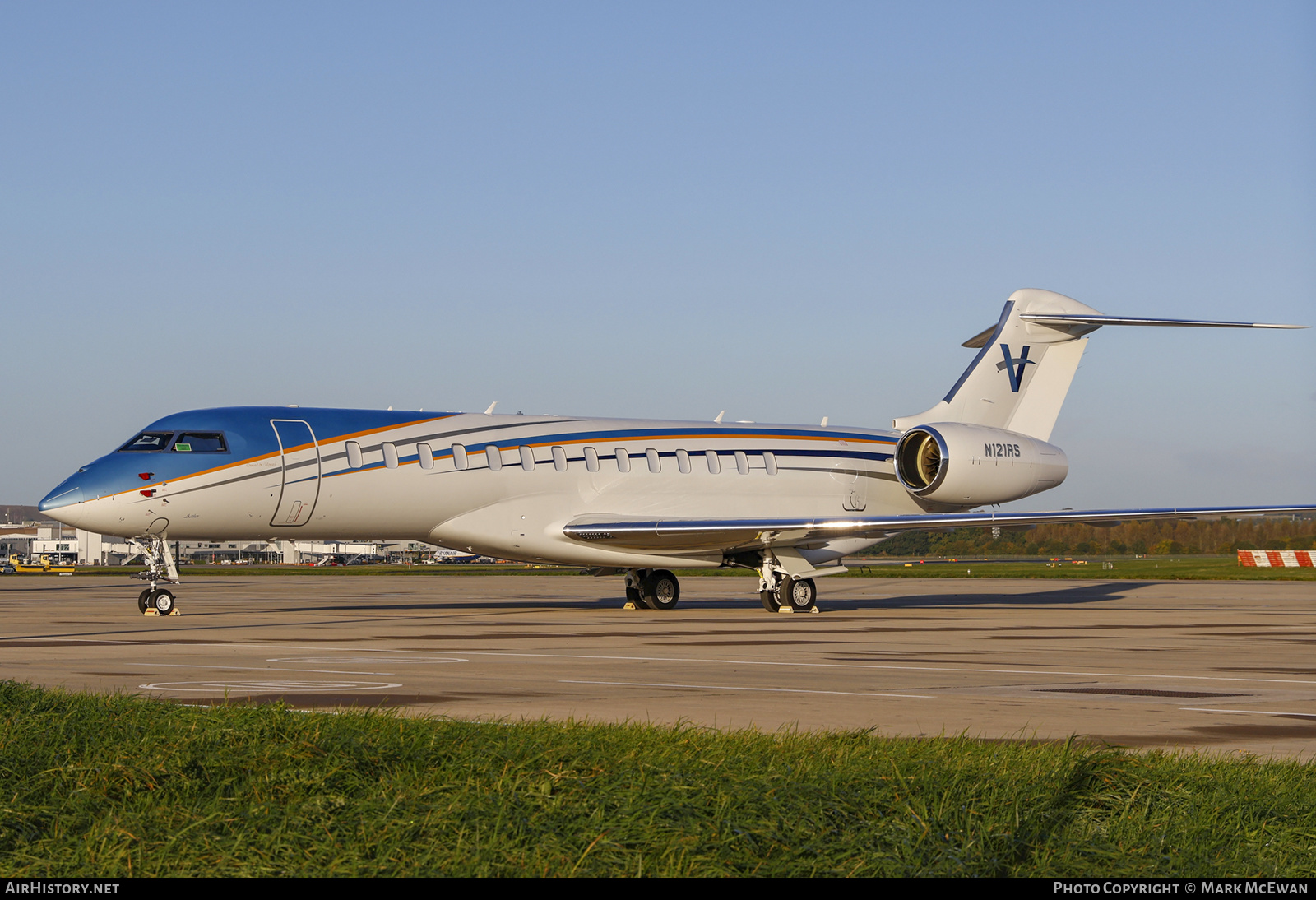 Aircraft Photo of N121RS | Bombardier Global 7500 (BD-700-2A12) | AirHistory.net #505429