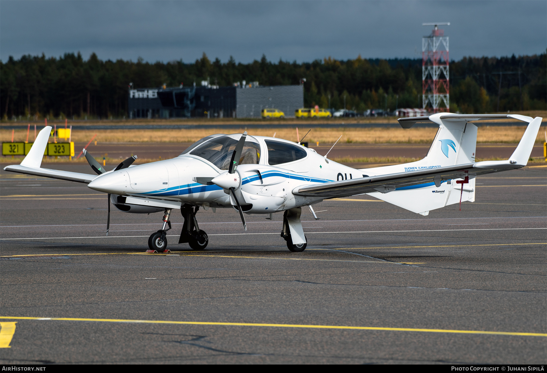 Aircraft Photo of OH-DAB | Diamond DA42 NG Twin Star | Suomen Ilmailuopisto - Finnish Aviation Academy | AirHistory.net #505498