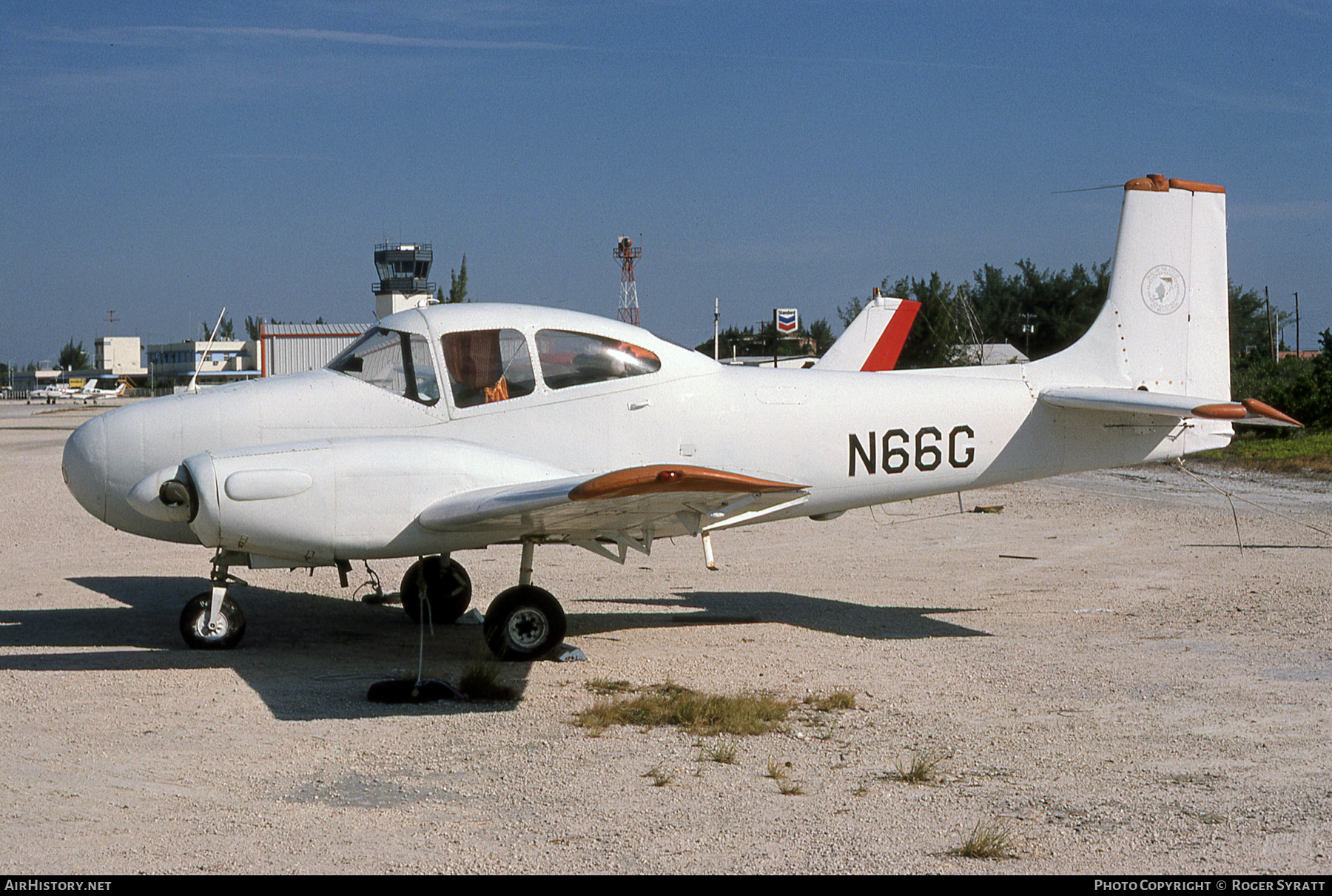 Aircraft Photo of N66G | Temco / Riley D-16 Twin Navion | AirHistory.net #505669