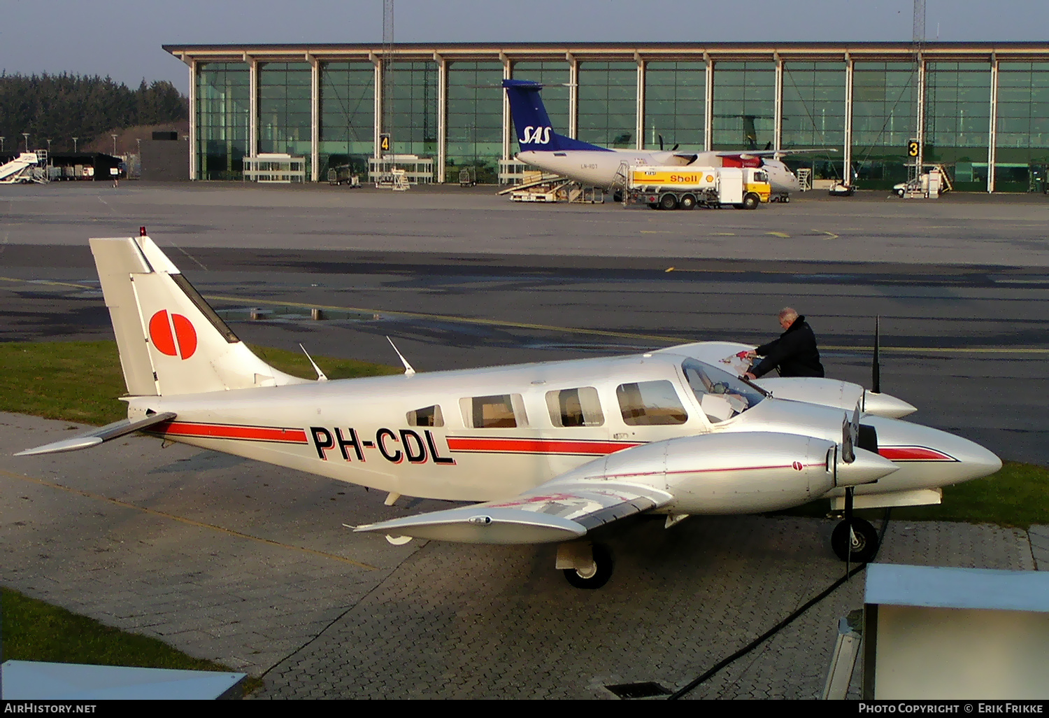 Aircraft Photo of PH-CDL | Piper PA-34-220T Seneca III | AirHistory.net #505695