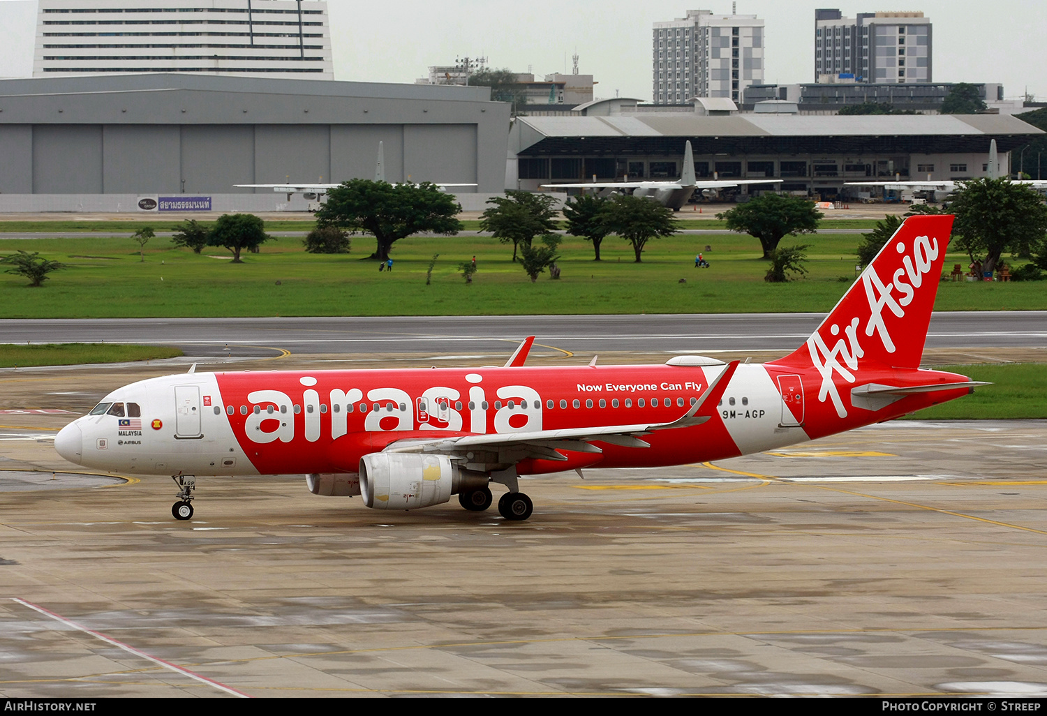 Aircraft Photo of 9M-AGP | Airbus A320-216 | AirAsia | AirHistory.net #505894