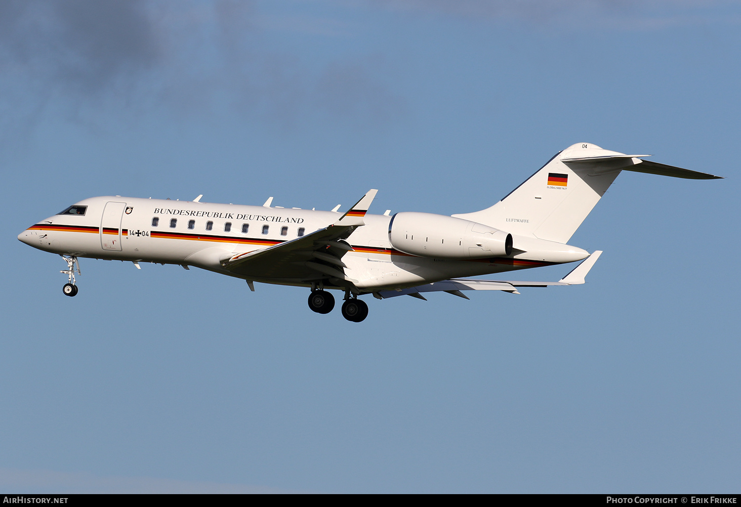 Aircraft Photo of 1404 | Bombardier Global 5000 (BD-700-1A11) | Germany - Air Force | AirHistory.net #505912