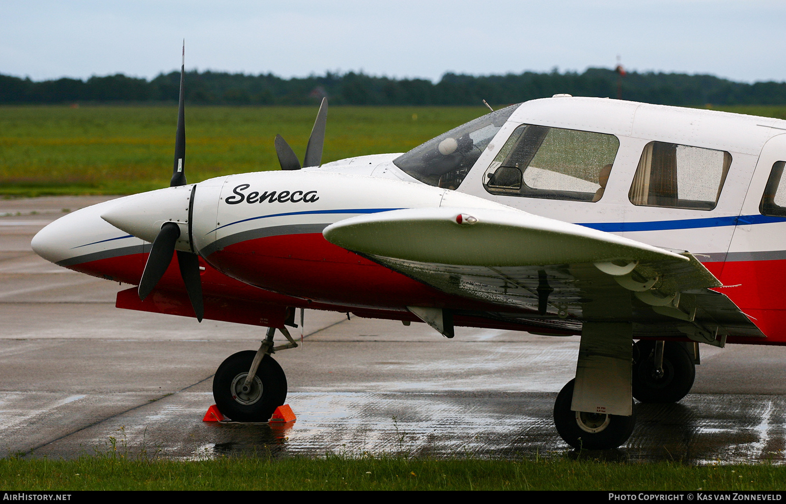 Aircraft Photo of OK-TLU | Piper PA-34-200T Seneca II | AirHistory.net #505934