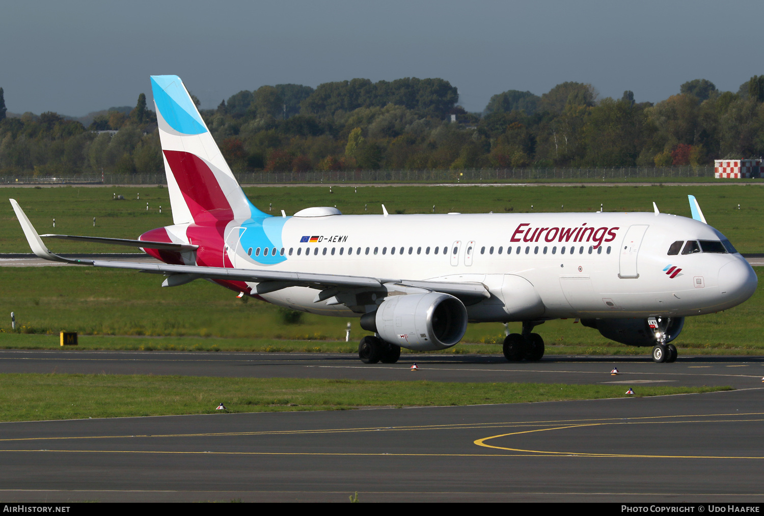 Aircraft Photo of D-AEWN | Airbus A320-214 | Eurowings | AirHistory.net #505938