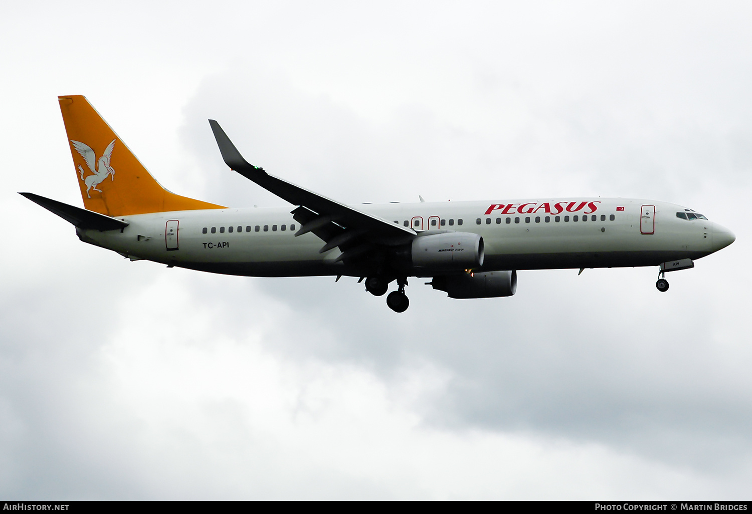 Aircraft Photo of TC-API | Boeing 737-86N | Pegasus Airlines | AirHistory.net #506171