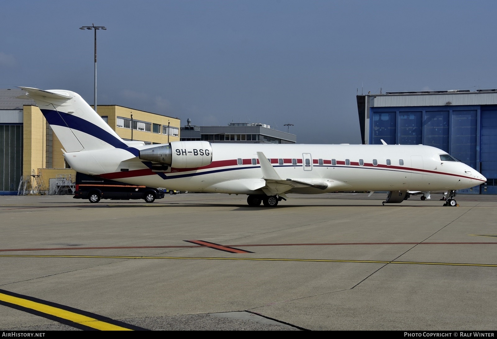 Aircraft Photo of 9H-BSG | Bombardier Challenger 850 (CRJ-200SE/CL-600-2B19) | AirHistory.net #506174