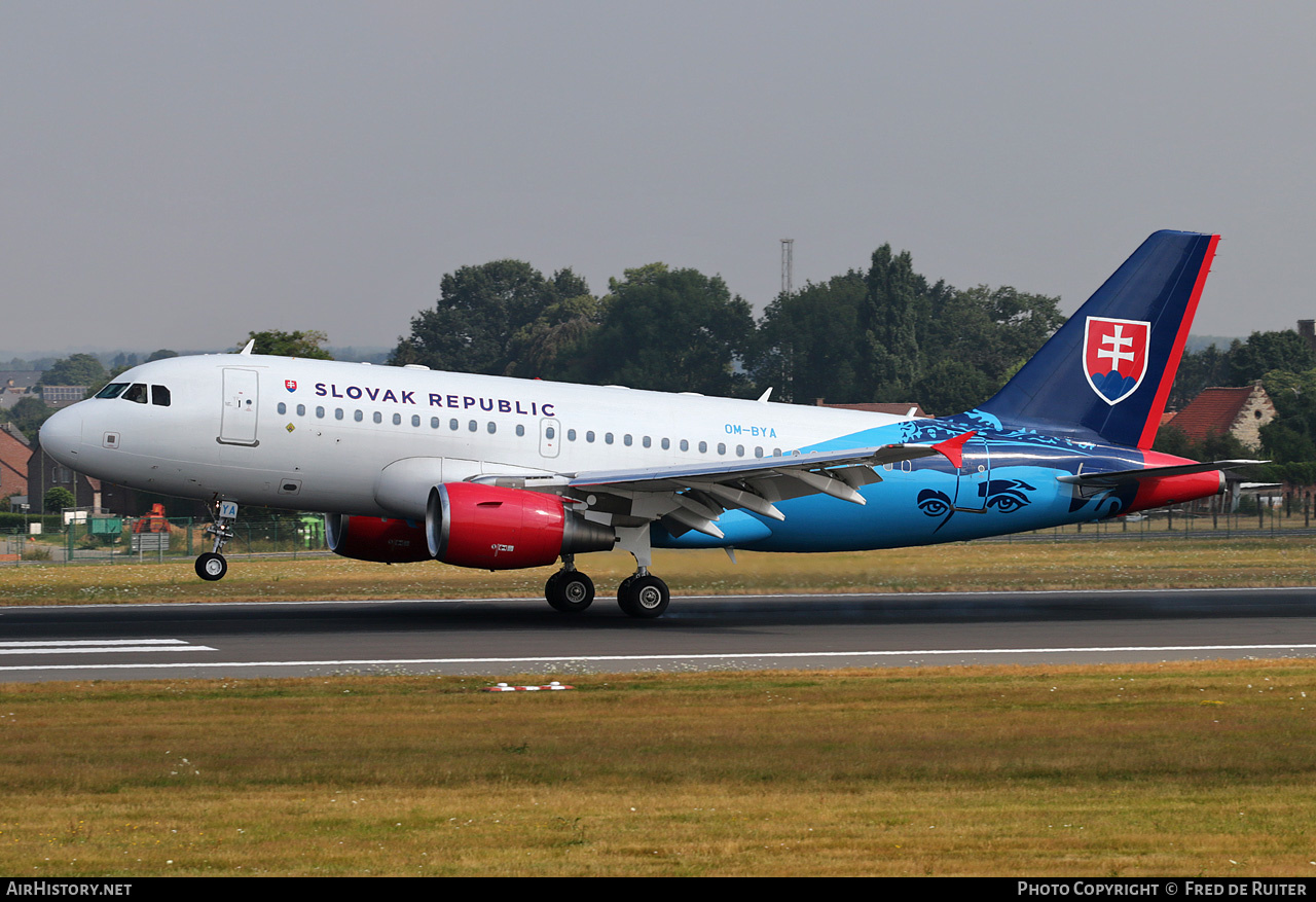 Aircraft Photo of OM-BYA | Airbus A319-115 | Slovakia - Government | AirHistory.net #506233