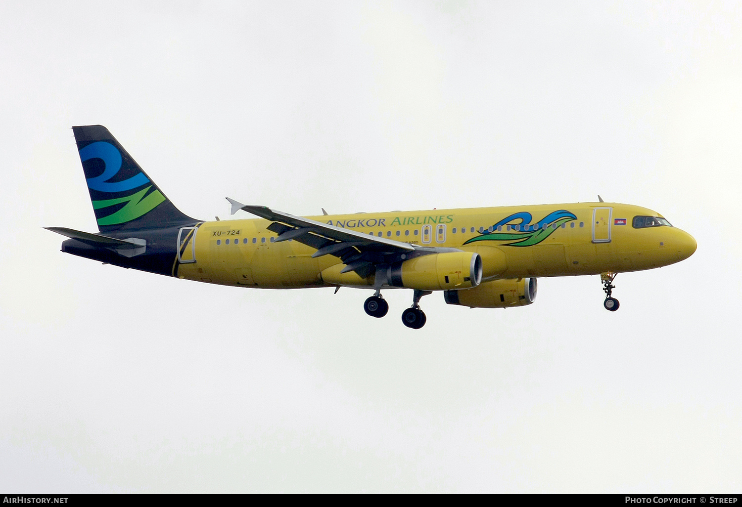 Aircraft Photo of XU-724 | Airbus A320-232 | Sky Angkor Airlines | AirHistory.net #506239