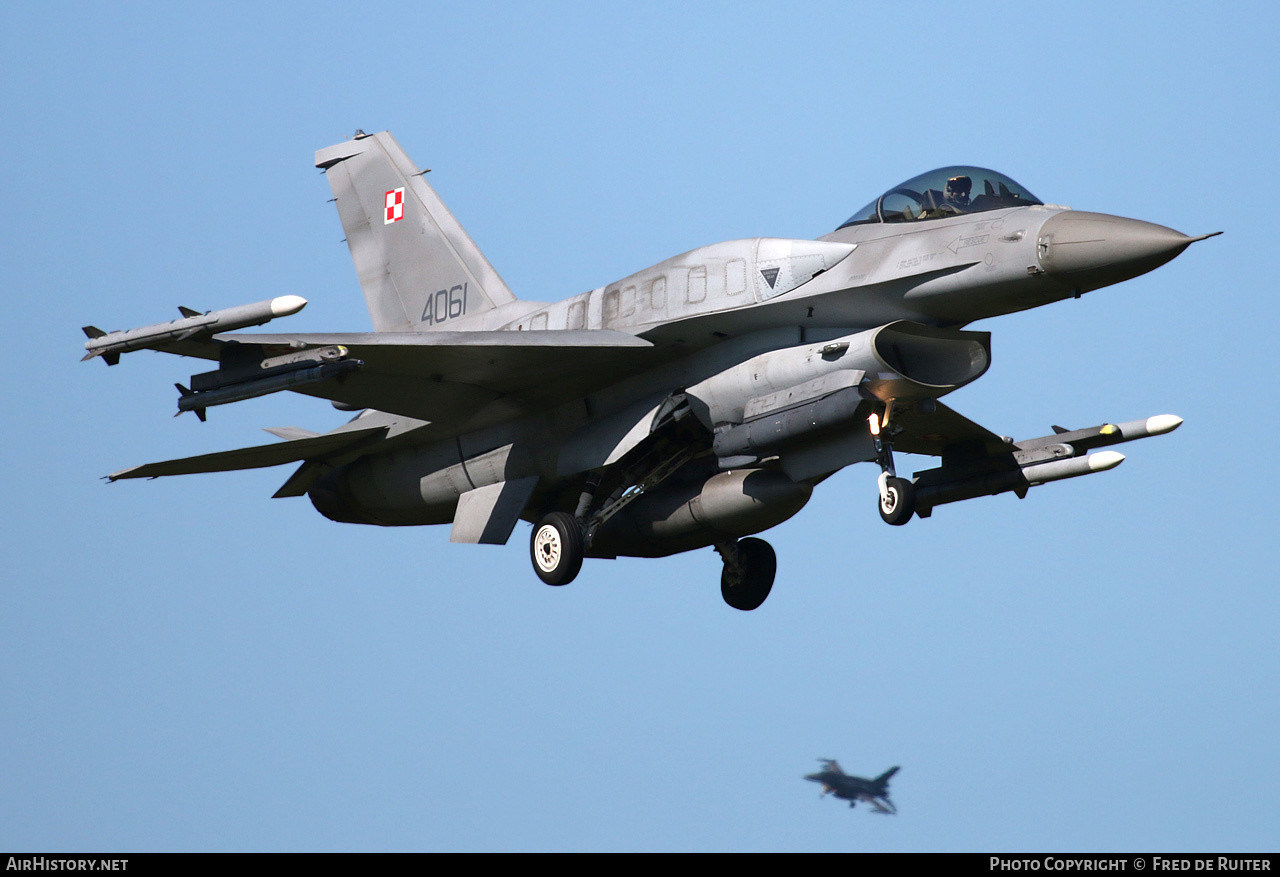 Aircraft Photo of 4061 | Lockheed Martin F-16CJ Fighting Falcon | Poland - Air Force | AirHistory.net #506275