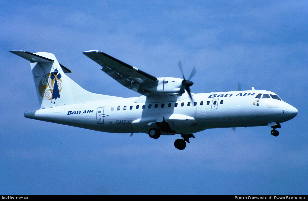 Aircraft Photo of F-GHPZ | ATR ATR-42-300 | Brit Air | AirHistory.net #506409