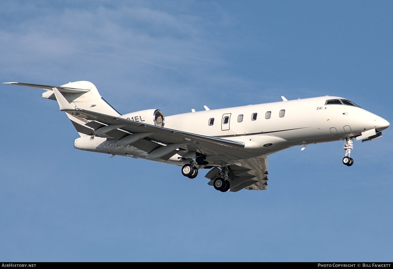 Aircraft Photo of N801EL | Bombardier Challenger 300 (BD-100-1A10) | AirHistory.net #506489
