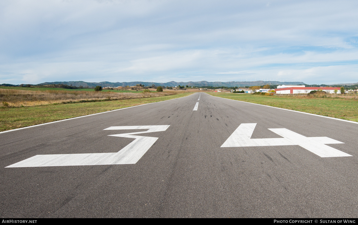 Airport photo of Igualada / Òdena (LEIG) in Spain | AirHistory.net #506540