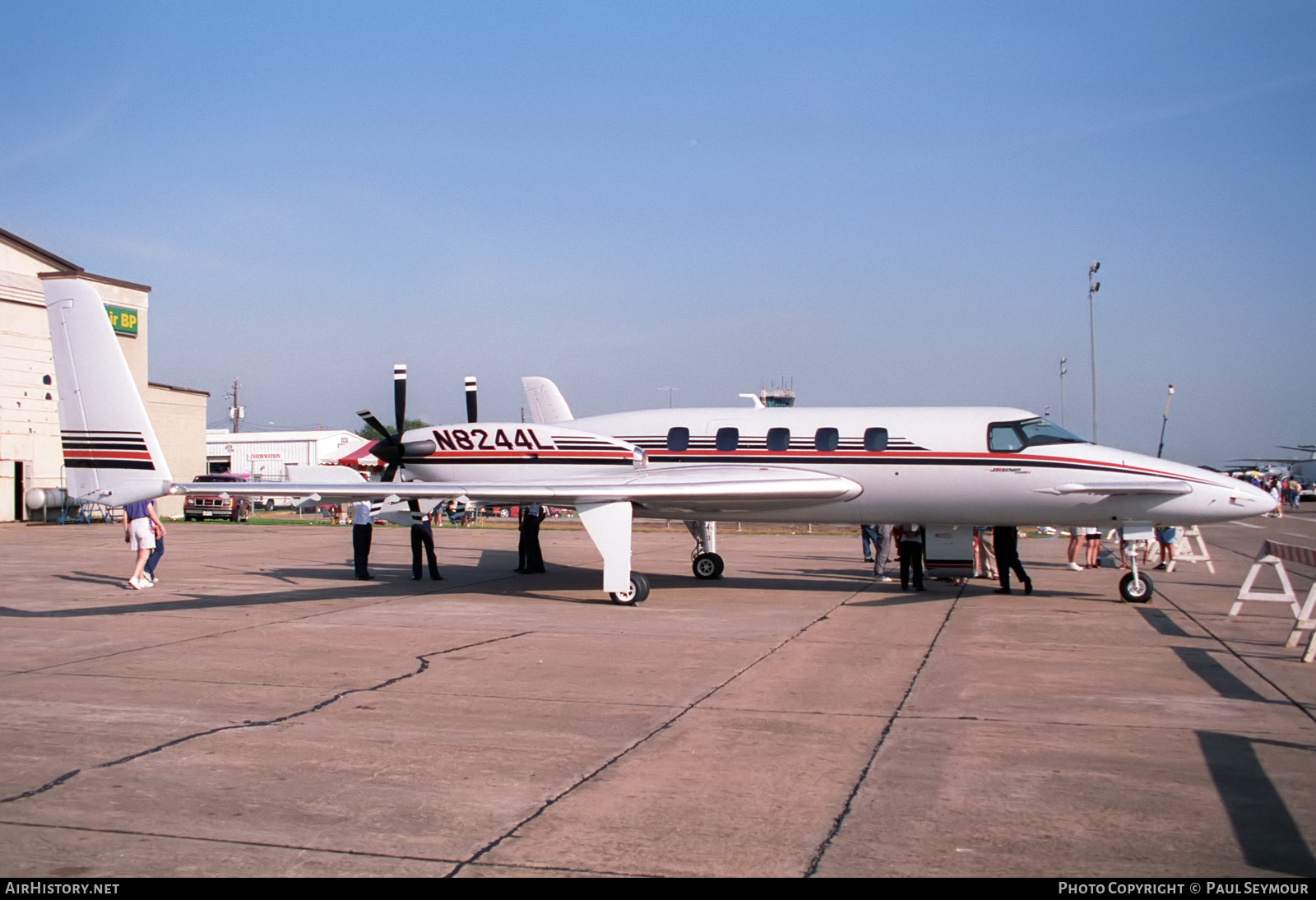 Aircraft Photo of N8244L | Beech 2000A Starship 1 | AirHistory.net #506653