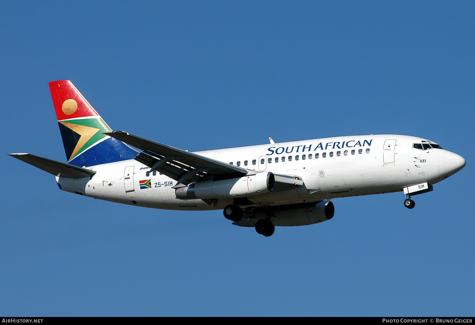 Aircraft Photo of ZS-SIH | Boeing 737-244/Adv | South African Airways | AirHistory.net #506676