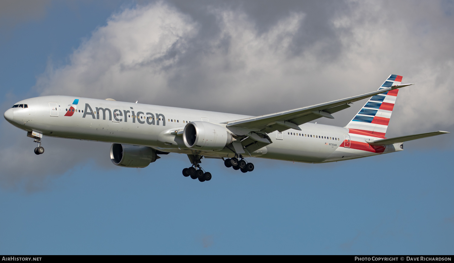 Aircraft Photo of N730AN | Boeing 777-323/ER | American Airlines | AirHistory.net #506726