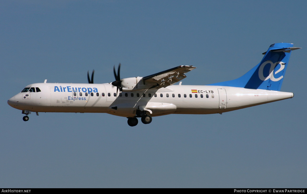 Aircraft Photo of EC-LYB | ATR ATR-72-500 (ATR-72-212A) | Air Europa Express | AirHistory.net #506788