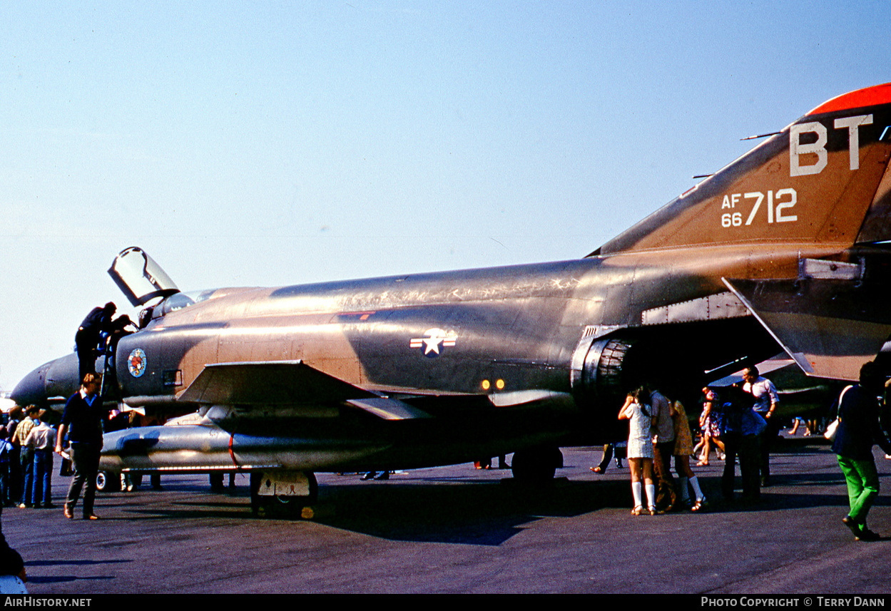Aircraft Photo of 66-7712 / AF66712 | McDonnell Douglas F-4D Phantom II | USA - Air Force | AirHistory.net #506856