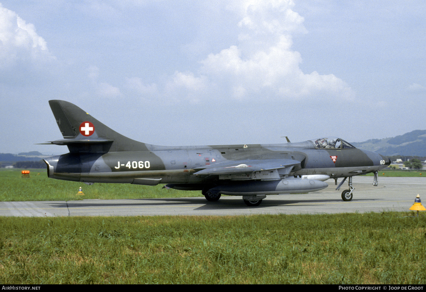 Aircraft Photo of J-4060 | Hawker Hunter F58 | Switzerland - Air Force | AirHistory.net #506919