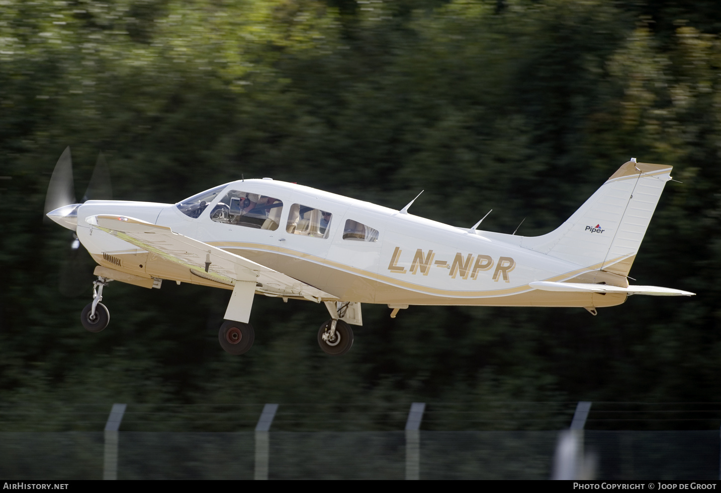 Aircraft Photo of LN-NPR | Piper PA-28R-201 Arrow III | AirHistory.net #506926