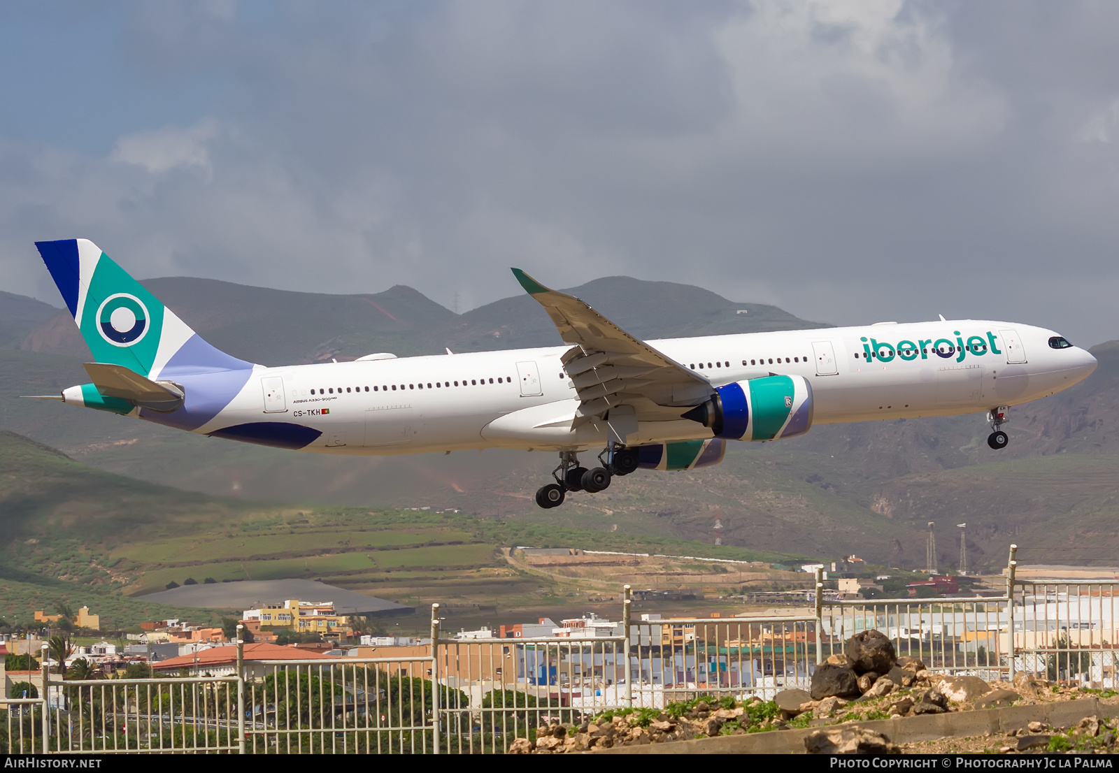 Aircraft Photo of CS-TKH | Airbus A330-941N | Iberojet | AirHistory.net #507139