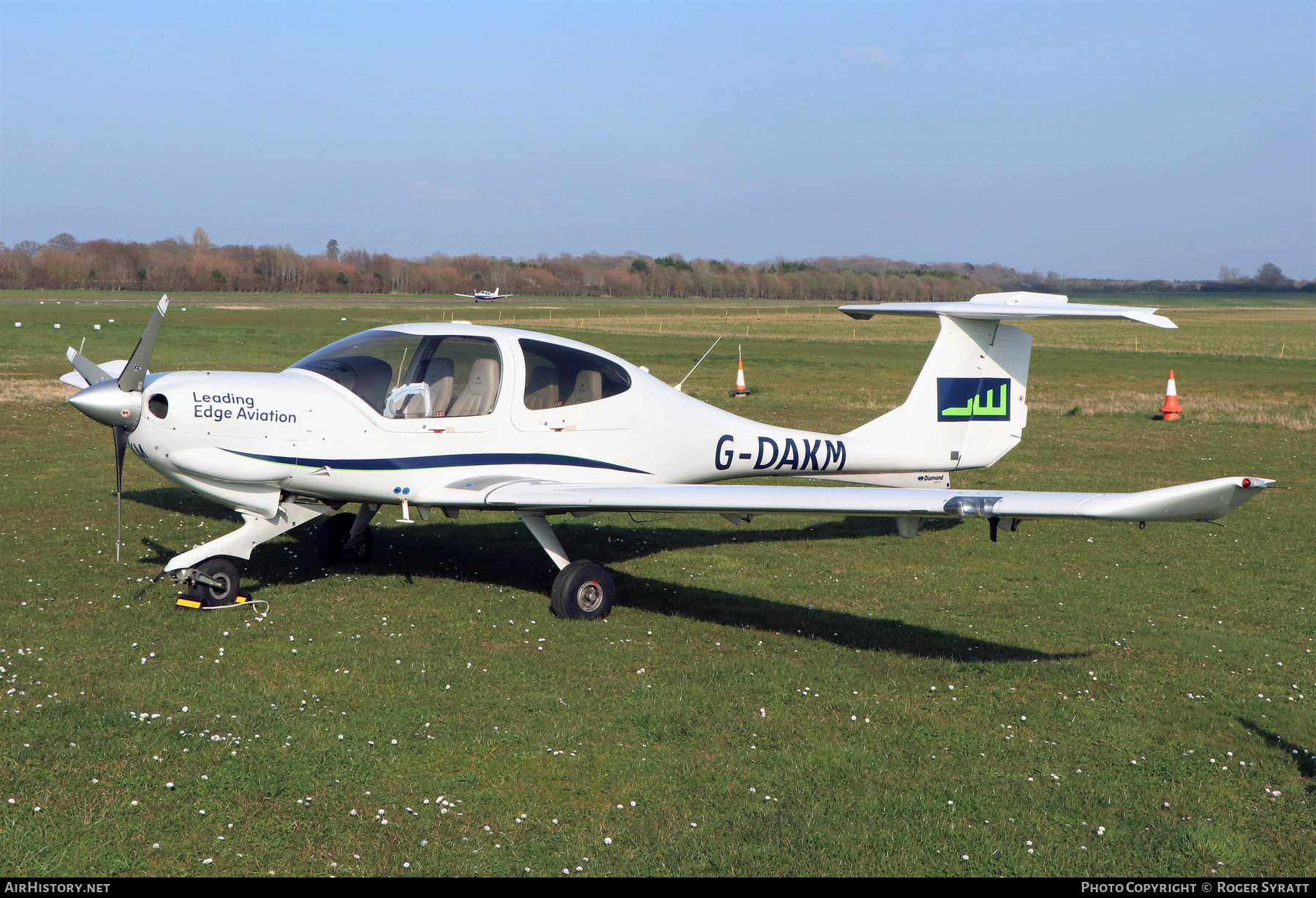 Aircraft Photo of G-DAKM | Diamond DA40D Diamond Star TDI | Leading Edge Aviation | AirHistory.net #507145