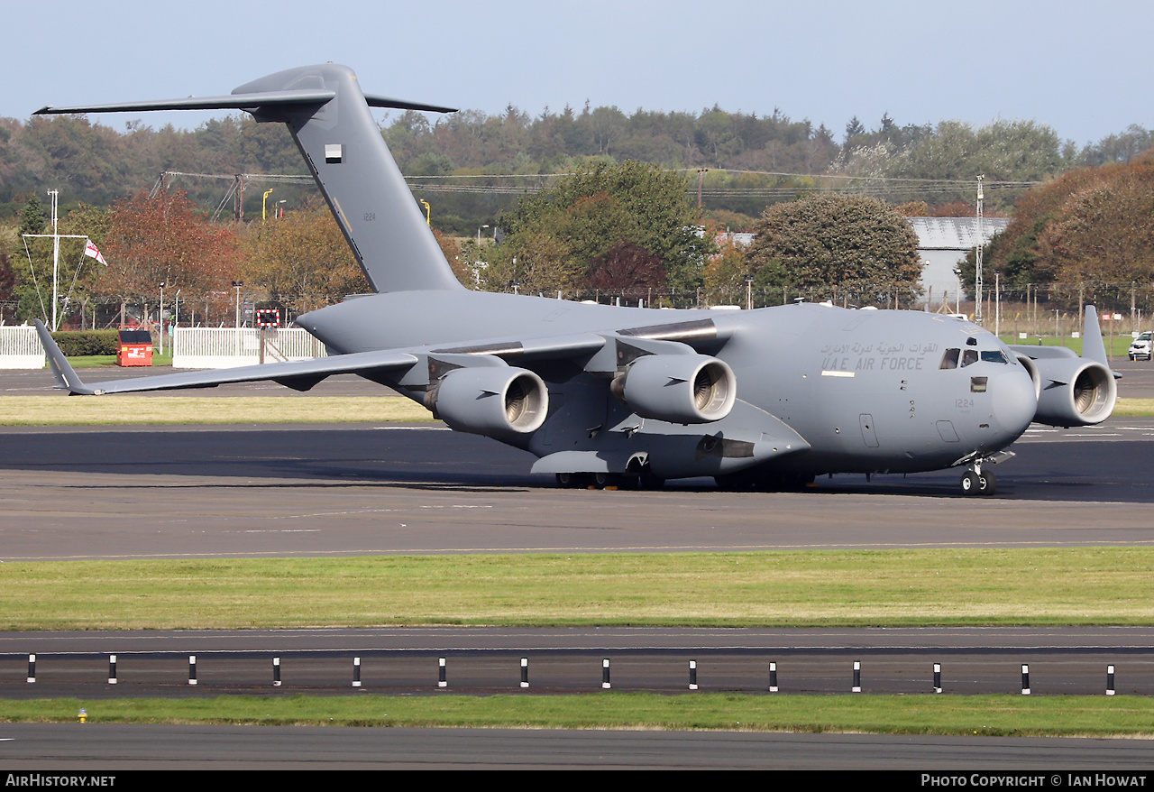Aircraft Photo of 1224 / 100402 | Boeing C-17A Globemaster III | United Arab Emirates - Air Force | AirHistory.net #507209