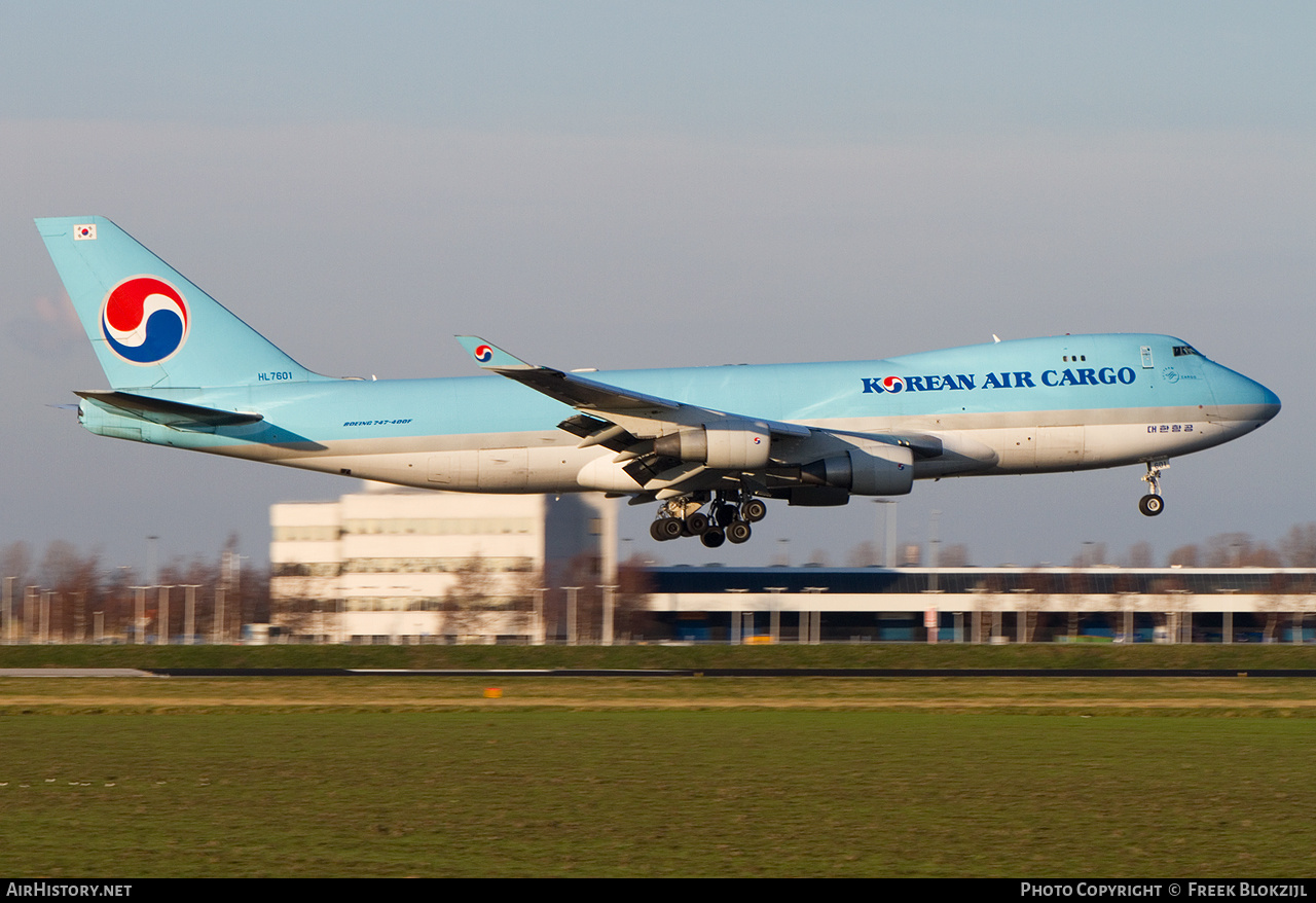 Aircraft Photo of HL7601 | Boeing 747-4B5F/ER/SCD | Korean Air Cargo | AirHistory.net #507236