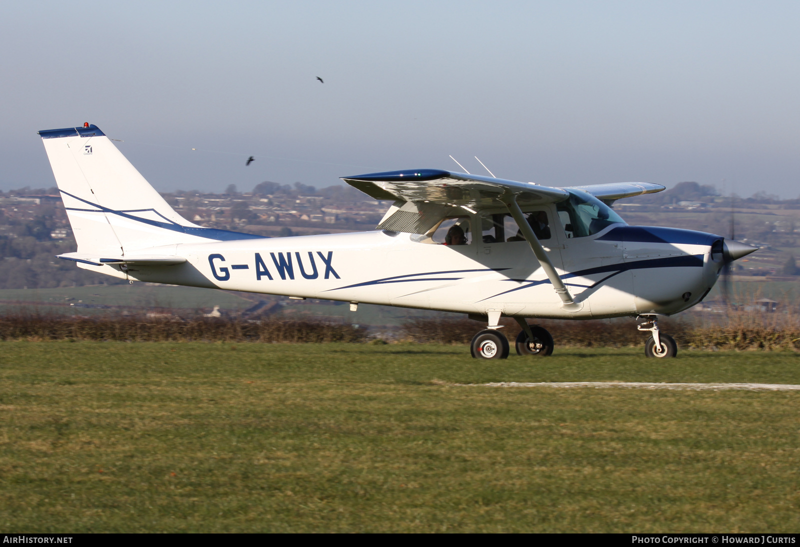 Aircraft Photo of G-AWUX | Reims F172H Skyhawk | AirHistory.net #507249