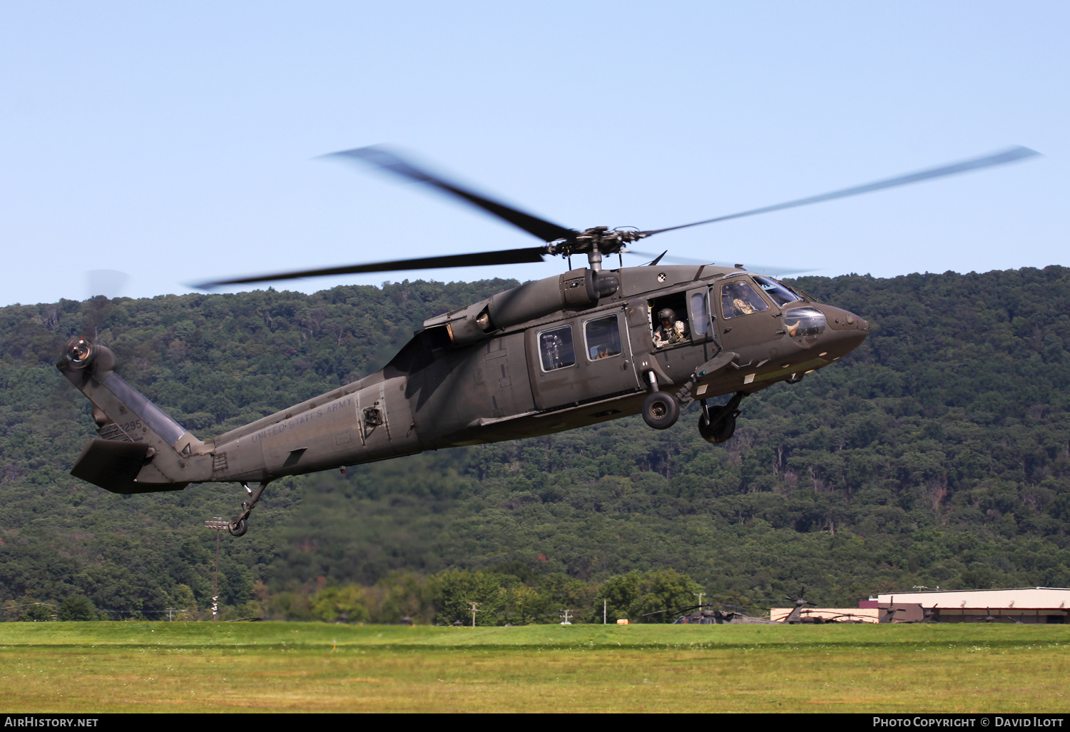 Aircraft Photo of 79-23295 / 0-23295 | Sikorsky UH-60A Black Hawk (S-70A) | USA - Army | AirHistory.net #507256