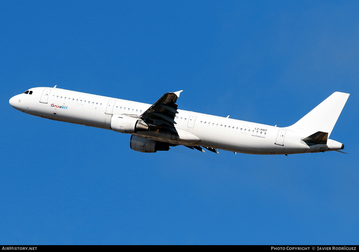 Aircraft Photo of LZ-MDF | Airbus A321-211 | Fly2Sky | AirHistory.net #507281