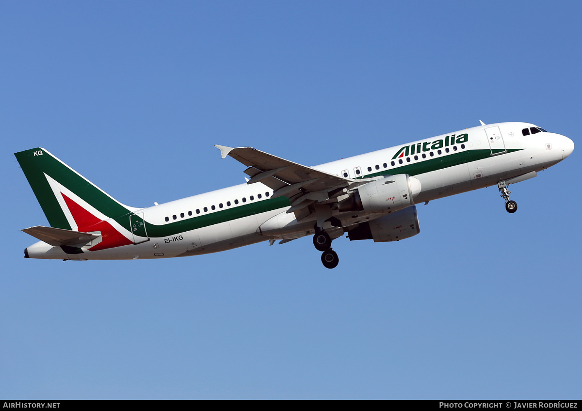 Aircraft Photo of EI-IKG | Airbus A320-214 | Alitalia | AirHistory.net #507444
