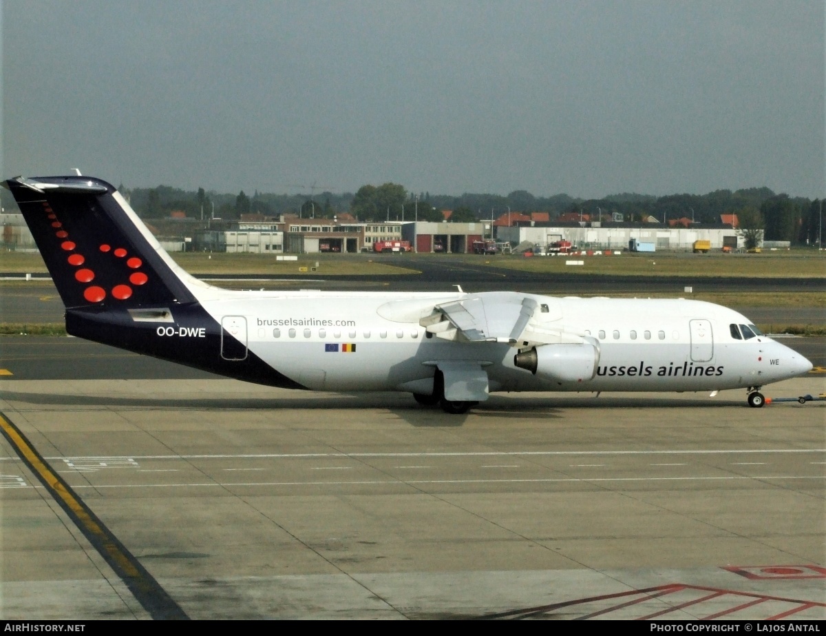 Aircraft Photo of OO-DWE | British Aerospace Avro 146-RJ100 | Brussels Airlines | AirHistory.net #507538