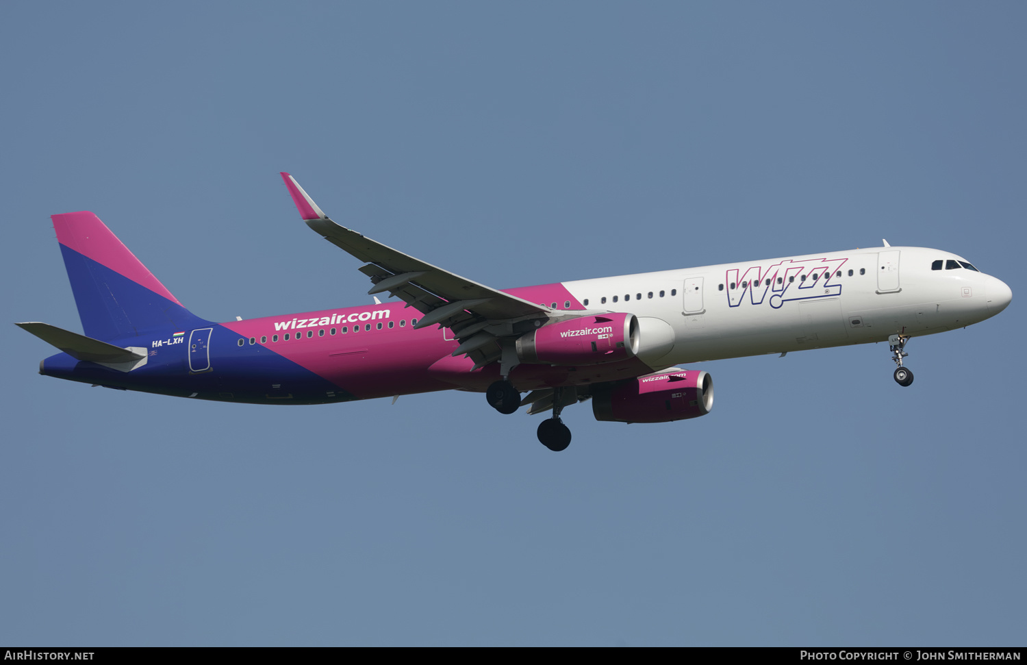 Aircraft Photo of HA-LXH | Airbus A321-231 | Wizz Air | AirHistory.net #507677