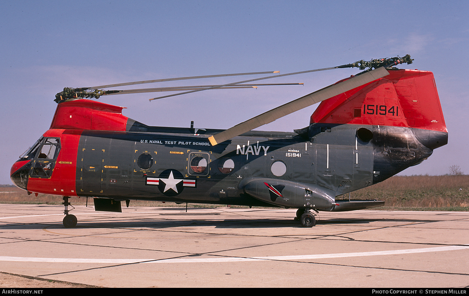 Aircraft Photo of 151941 | Boeing Vertol NCH-46A Sea Knight | USA - Navy | AirHistory.net #507712