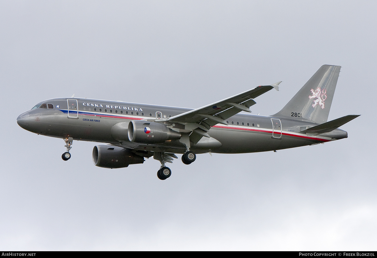 Aircraft Photo of 2801 | Airbus ACJ319 (A319-115/CJ) | Czechia - Air Force | AirHistory.net #507741