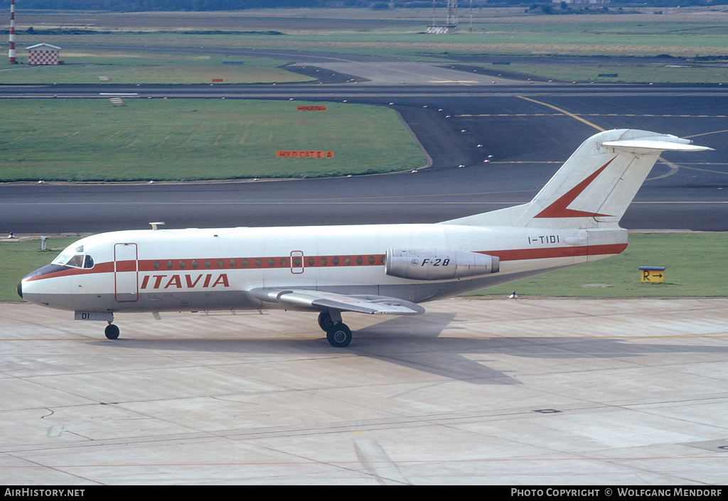 Aircraft Photo of I-TIDI | Fokker F28-1000 Fellowship | Itavia | AirHistory.net #507770