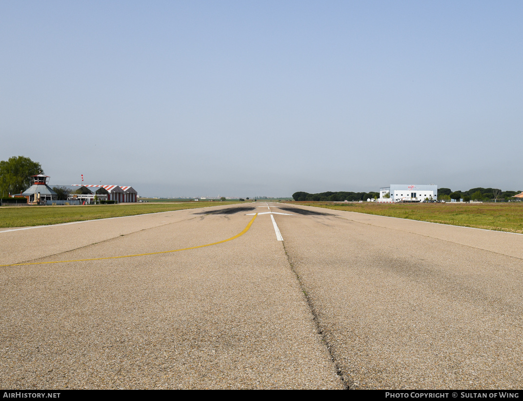 Airport photo of Matilla de los Caños (LETC) in Spain | AirHistory.net #508056