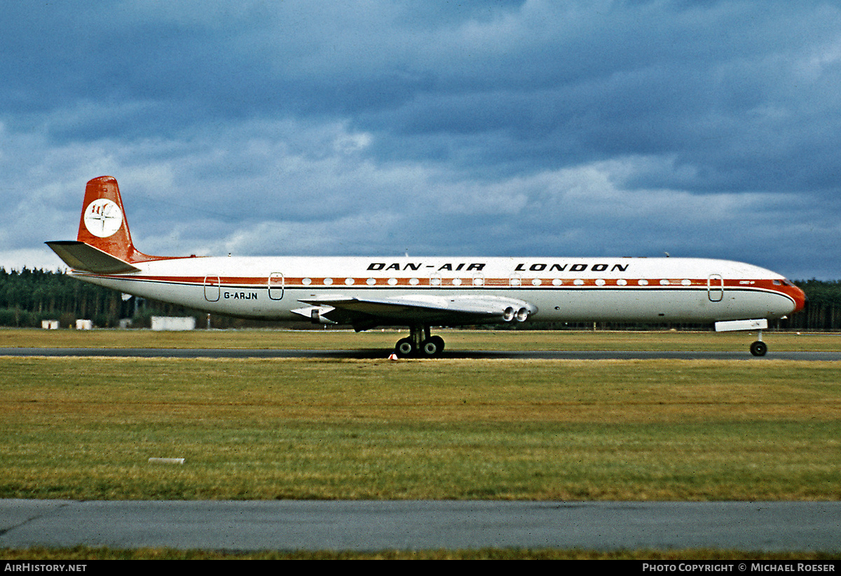 Aircraft Photo of G-ARJN | De Havilland D.H. 106 Comet 4B | Dan-Air London | AirHistory.net #508145