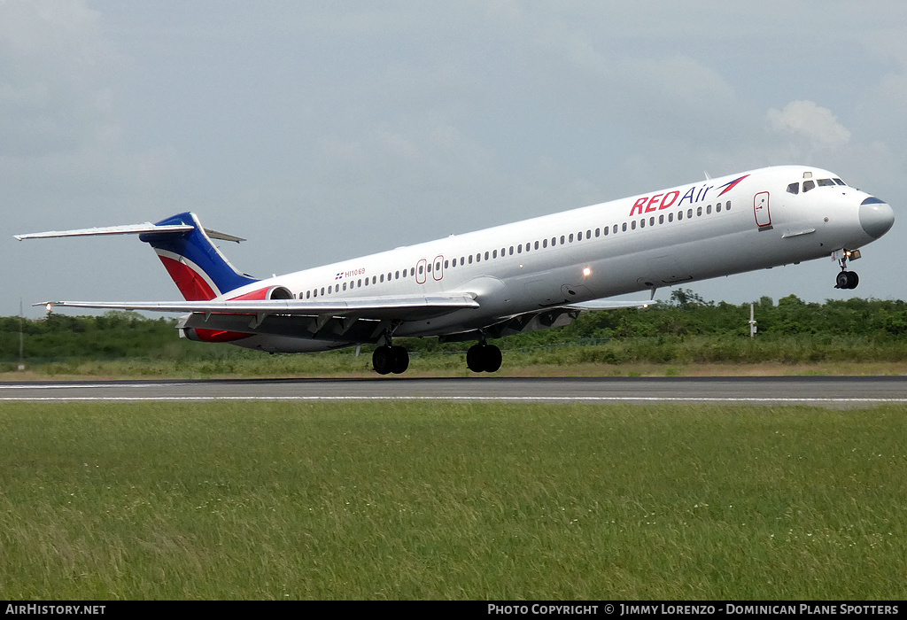 Aircraft Photo of HI1069 | McDonnell Douglas MD-82 (DC-9-82) | Red Air | AirHistory.net #508147