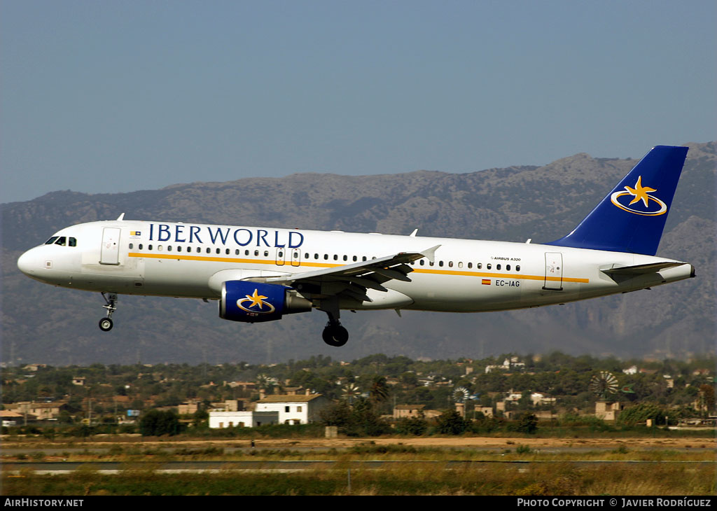 Aircraft Photo of EC-IAG | Airbus A320-214 | Iberworld Airlines | AirHistory.net #508329