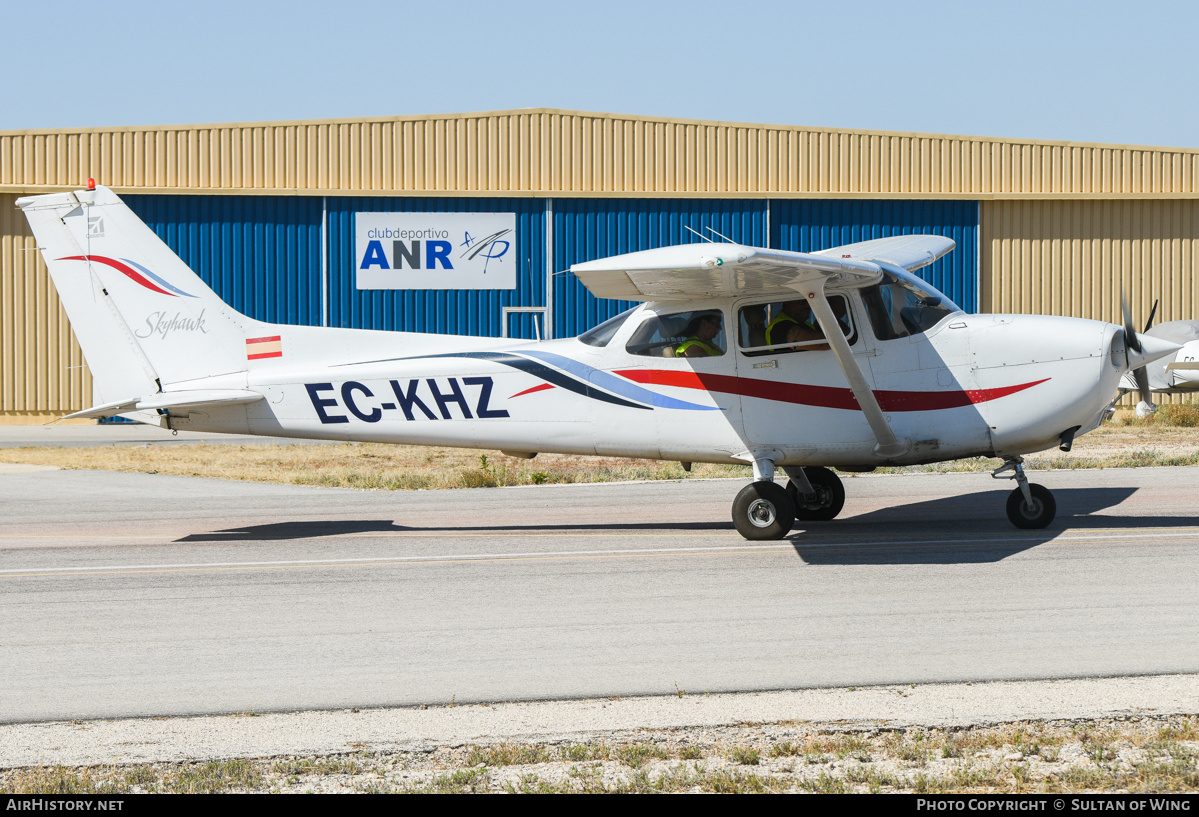 Aircraft Photo of EC-KHZ | Cessna 172R Skyhawk II | AirHistory.net #508382