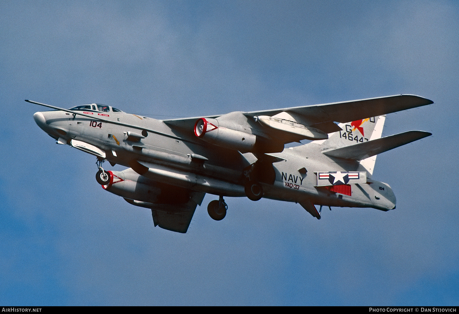 Aircraft Photo of 146447 | Douglas ERA-3B Skywarrior | USA - Navy | AirHistory.net #508409