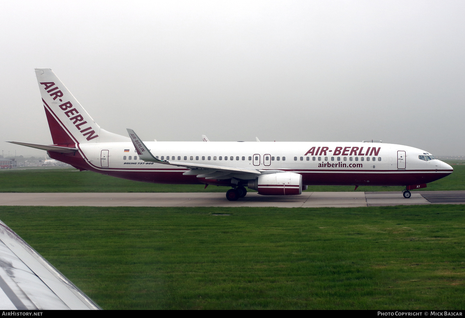 Aircraft Photo of D-ABAY | Boeing 737-86J | Air Berlin | AirHistory.net #508443