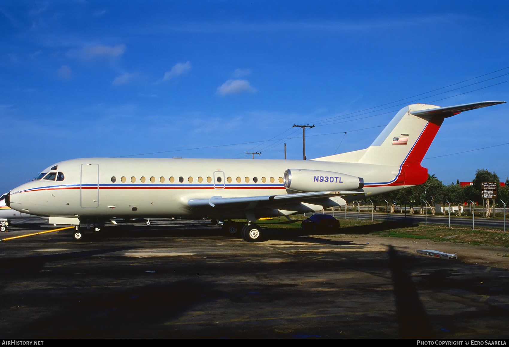 Aircraft Photo of N930TL | Fokker F28-1000 Fellowship | AirHistory.net #508445