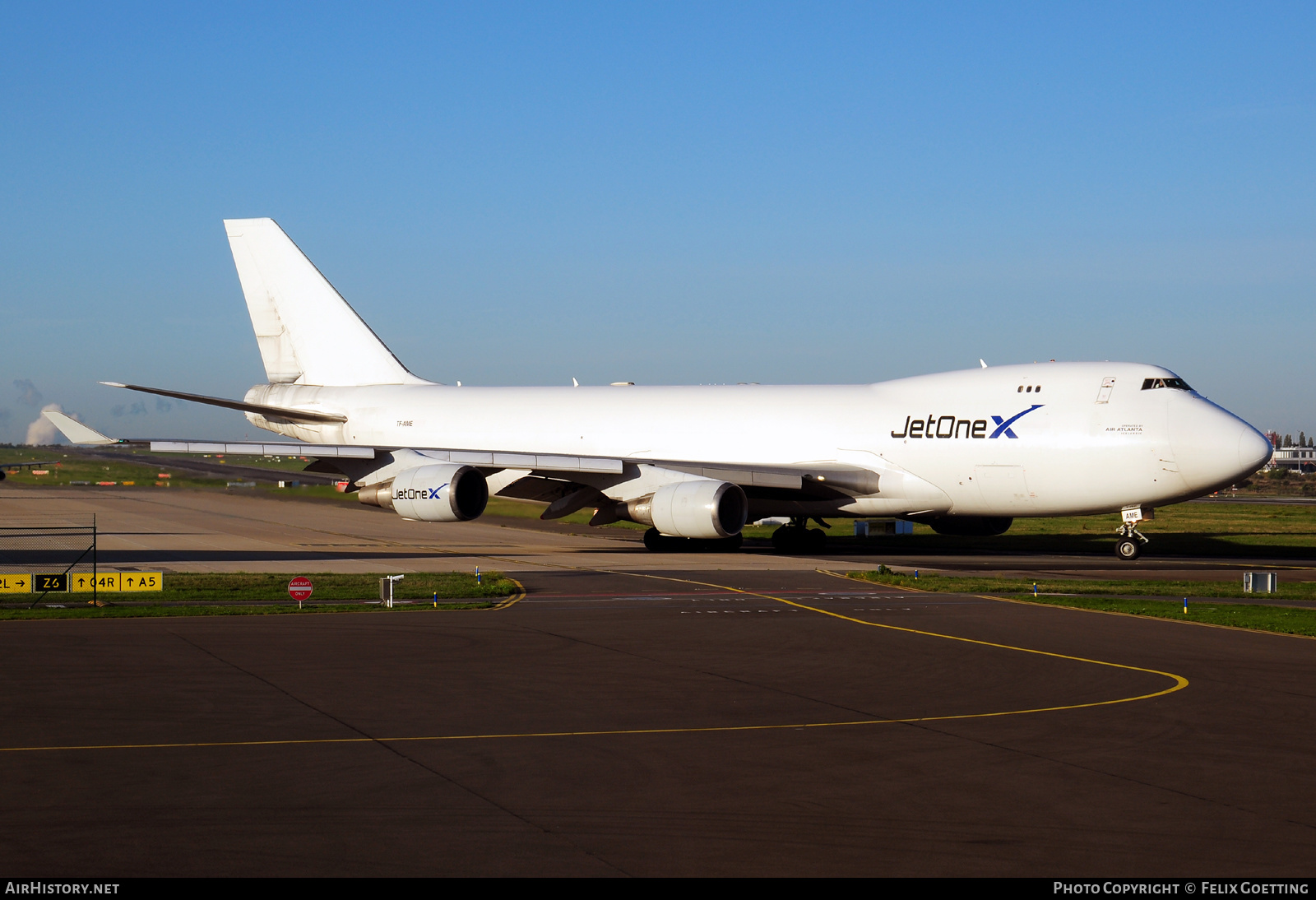 Aircraft Photo of TF-AME | Boeing 747-409F/SCD | JetOneX | AirHistory.net #508458