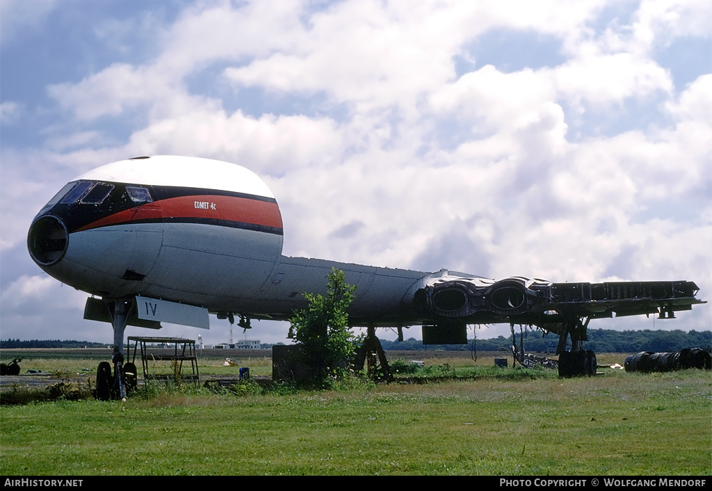 Aircraft Photo of G-BDIV | De Havilland D.H. 106 Comet 4C | Dan-Air London | AirHistory.net #508521