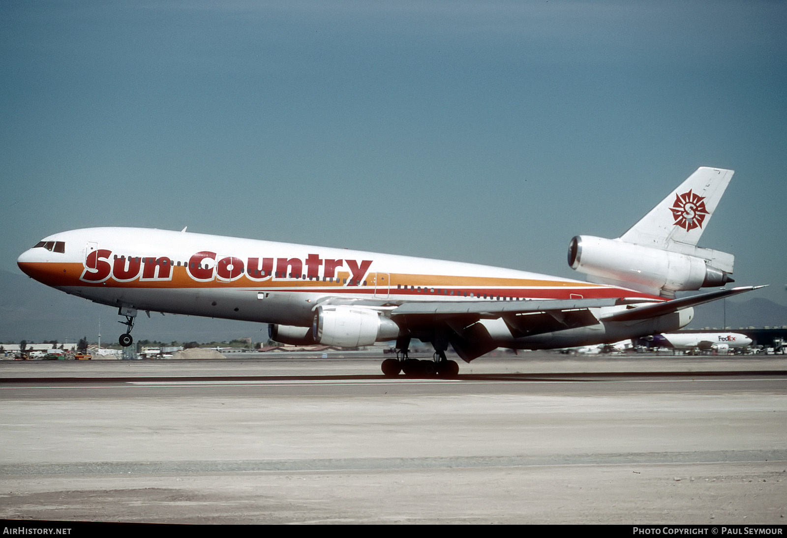 Aircraft Photo of N152SY | McDonnell Douglas DC-10-15 | Sun Country Airlines | AirHistory.net #508533